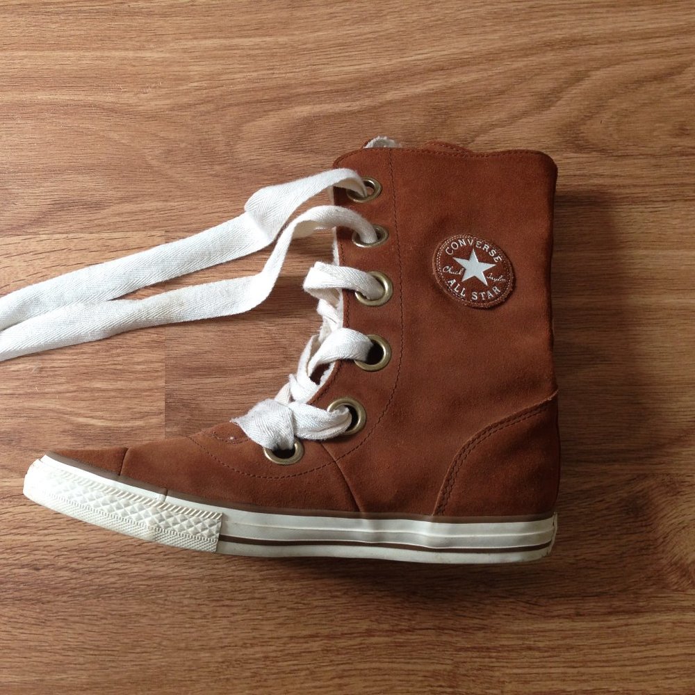 Converse Chuck Taylor Boots